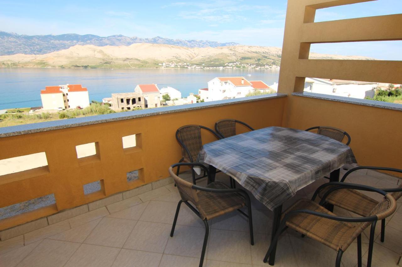 Apartments Ljubic Pag Town Bagian luar foto